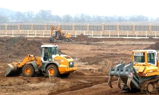 Планировка участка бульдозером в Ангарске от 954 руб. Цены за м2 - 2Землекопа-Нгр