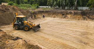 Разработка котлована Ангарск, цена от 318 руб./м3.